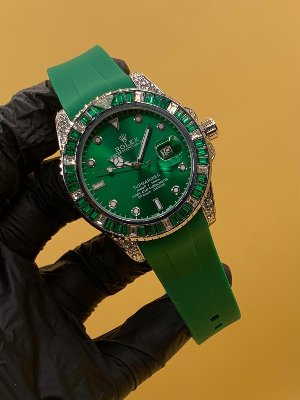 Men Rolex Manual Sumbariner Date With RUBY STONE