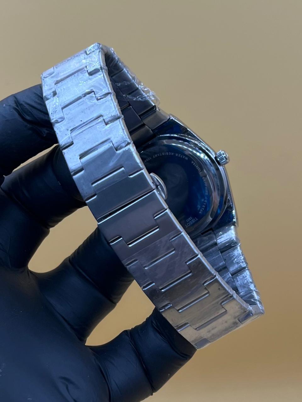 Men watch tissot Manuel